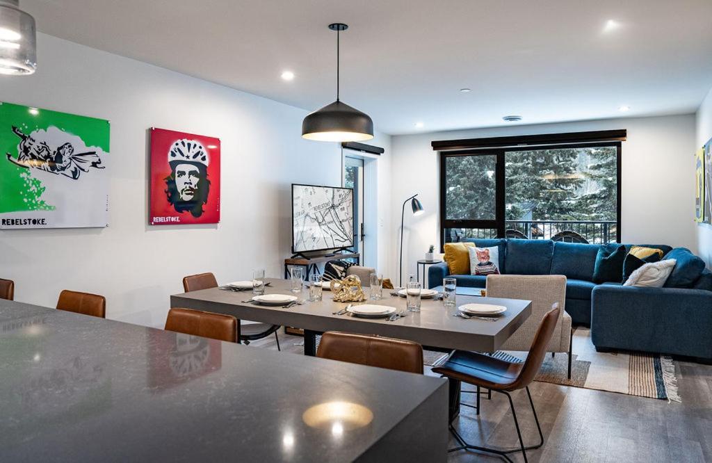 Apartament Revel In The Stoke By Revelstoke Vacations Zewnętrze zdjęcie