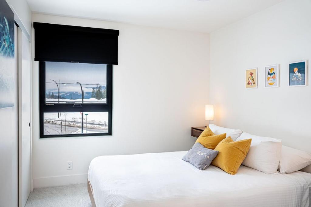 Apartament Revel In The Stoke By Revelstoke Vacations Zewnętrze zdjęcie
